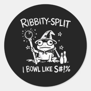 Pegatina Redonda Ribbity Split I Bowl Like S Sarcastic Wizard Frog