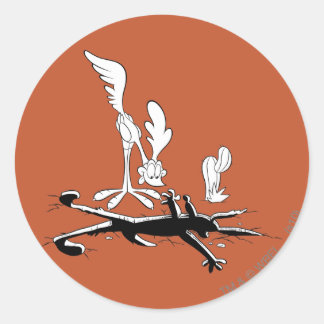 Pegatina Redonda ROAD RUNNER™ y WILE E. COYOTE™