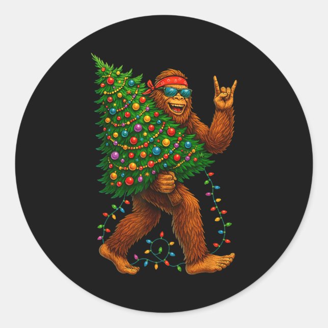 Pegatina Redonda Rockin Christmas Bigfoot Carrying Tree Fun Xmas Ro (Anverso)