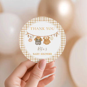 Pegatina Redonda Ropa de Otoño para Gemelos Baby Shower de Calabaza