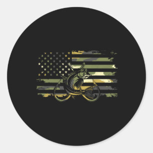 Pegatina Redonda Ropa de pesca con camuflaje de bandera americana -