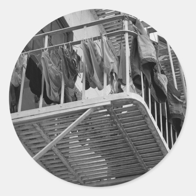 Pegatina Redonda Ropa interior para el humor seco Foto en blanco y  (Anverso)