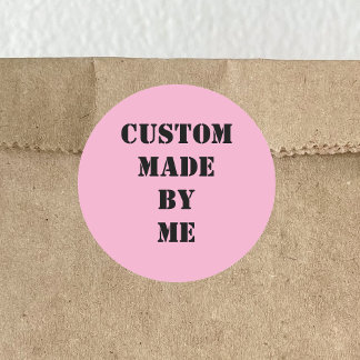 Pegatina Redonda Rosa con texto negro personalizado hecho por mí