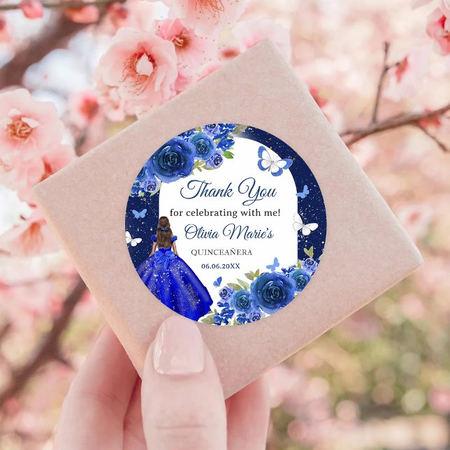 Pegatina Redonda Rosa de Plata Azul Quinceanera Cumpleaños (Subido por el creador)