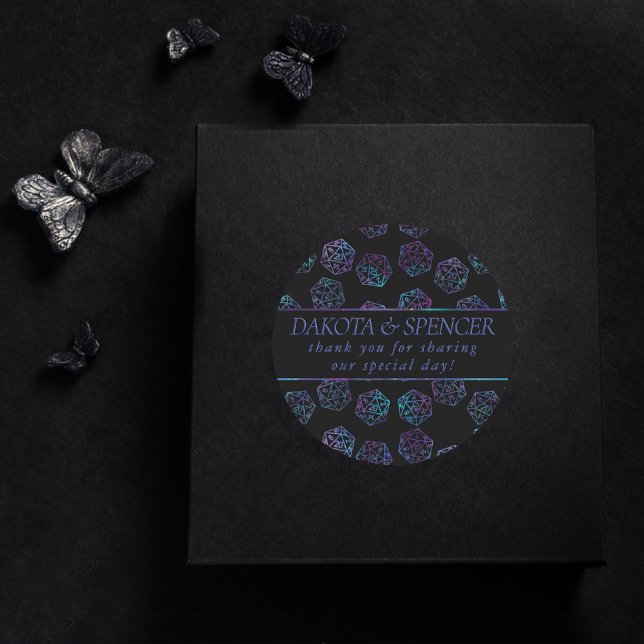 Pegatina Redonda RPG Dice | Nebula Fantasy Tabletop Gamer Personali (Subido por el creador)