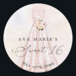Pegatina Redonda Rubor Pink Floral Sweet 16th Birthday Classic<br><div class="desc">Elegante Rubor Pink Floral Sweet 16 favorece a los Pegatinas redondos. Artículos coincidentes en el diseño del Fiesta Cava de nuestra tienda.</div>