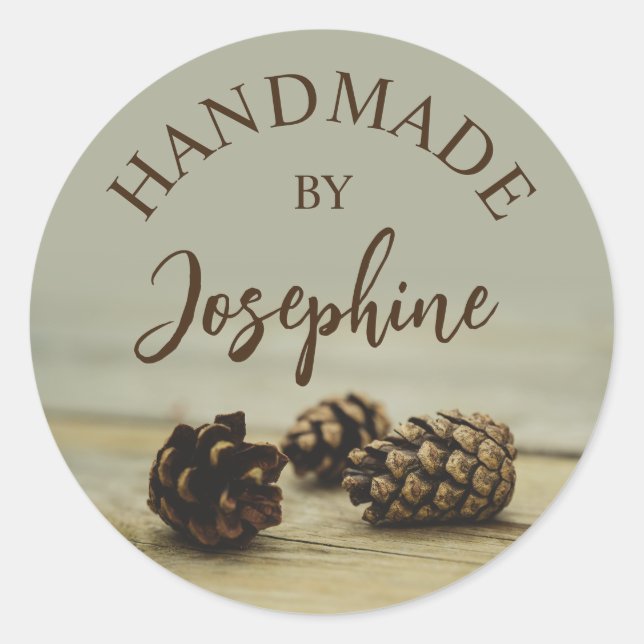 Pegatina Redonda Rustic Pinecones Nature Photo Handmade By (Anverso)