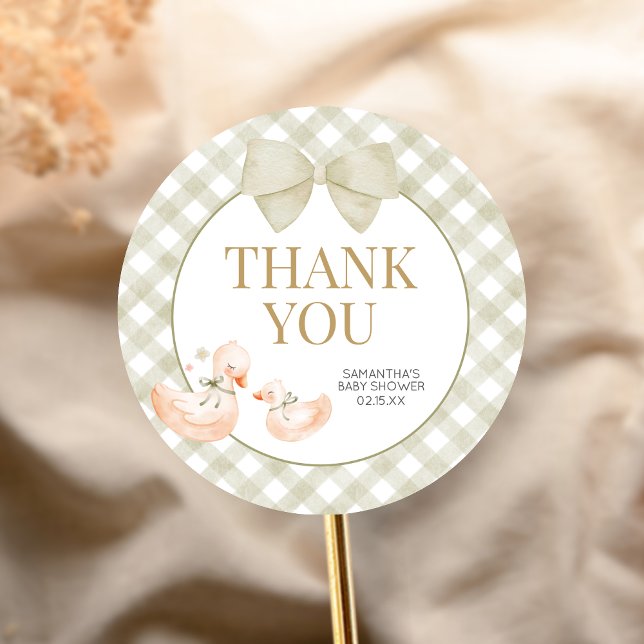 Pegatina Redonda Sage Green Gingham Silly Goose Baby Shower (Silly Goose Baby Shower Sticker)