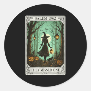 Pegatina Redonda Salem 1692 Bruja de Halloween Que Perdieron Un Tar