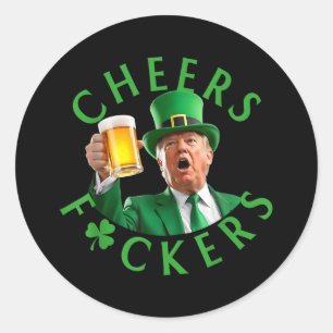 Pegatina Redonda Saludos por St Patricks Funny Trump Leprechaun B