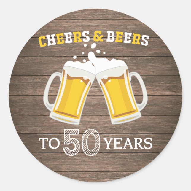 Pegatina Redonda Saludos y cervezas rústicos a 50 años (Anverso)