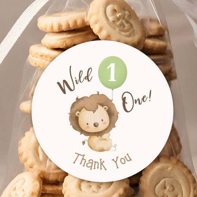 Pegatina Redonda Salvaje Un León Sage Green Balloon Boy Primer Cump (Subido por el creador)