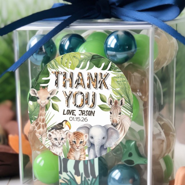 Pegatina Redonda Salvaje un Safari primer cumpleaños gracias (Safari themed birthday thank you favor stickers.)