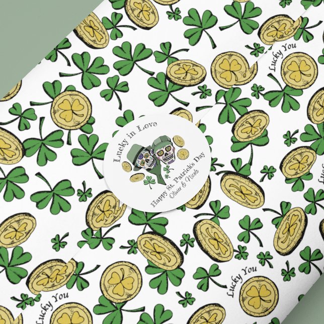 Pegatina Redonda San Patricio Nombre Personalizado Verde Cráneo Afo (Matching Custom "Love" Sticker the St Patrick Day Wrapping Papers & Gift Bags. Perfect final touch!)