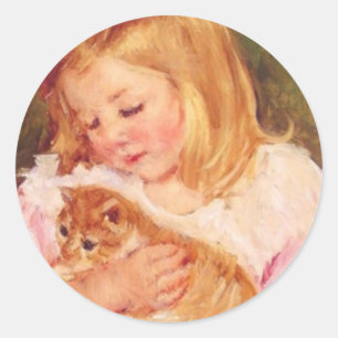 Pegatina Redonda Sara que sostiene su gatito de Marie Cassatt