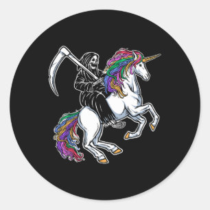Pegatina Redonda Segador montando unicornio de arcoíris esqueleto H
