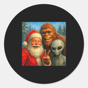 Pegatina Redonda Selfie divertida de gato con Santa Claus y Bigfoot