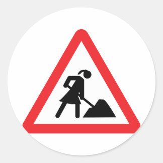 Pegatina Redonda señas de construcción para mujeres