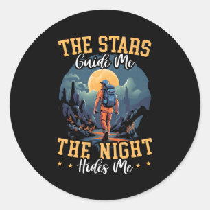 Pegatina Redonda Senderismo nocturno por las montañas