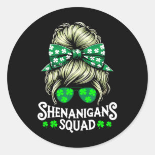 Pegatina Redonda Shenanigans Squad Messy Bun St Patricks Day