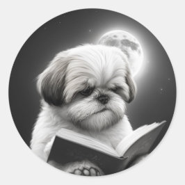 Pegatina Redonda Shih Tzu leyendo un libro