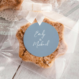 Pegatina Redonda Simple Elegant Dusty Blue Script Minimal Wedding
