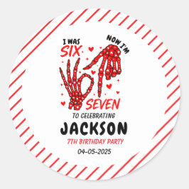 Pegatina Redonda Six Seven Birthday Skeleton Hands Party