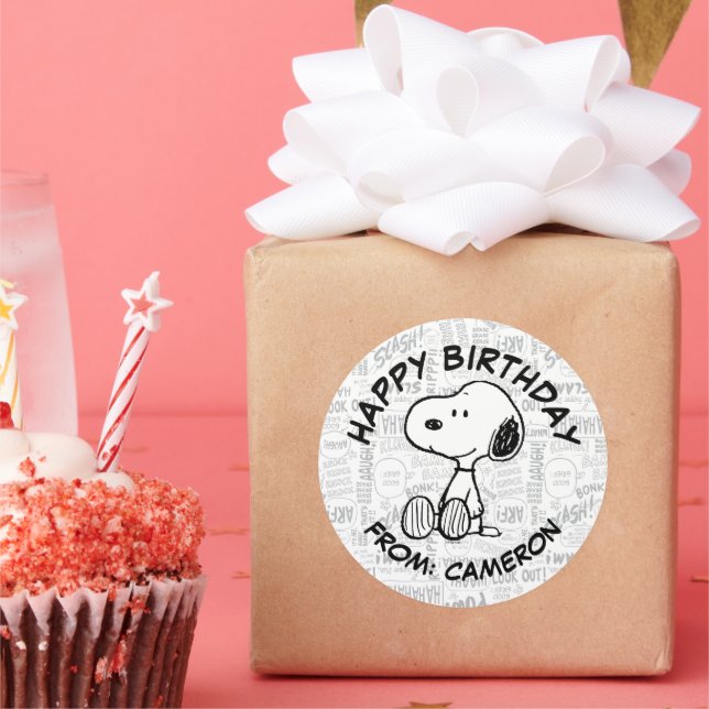 Pegatina Redonda Snoopia sobre los cómics blancos negros | Cumpleañ (Fiesta)