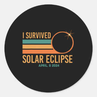 Pegatina Redonda Sobreviví al eclipse solar 8 de abril de 2024 Grac