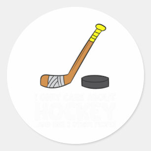 Pegatina Redonda Solo me importa el hockey y quizás como 3 personas