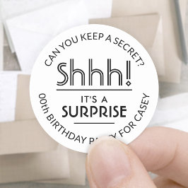 Pegatina Redonda ¡Sorpresa fiesta de cumpleaños Shhh! Blanco y negr