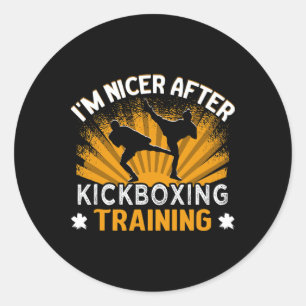Pegatina Redonda Soy más amable después de entrenamiento de kickbox