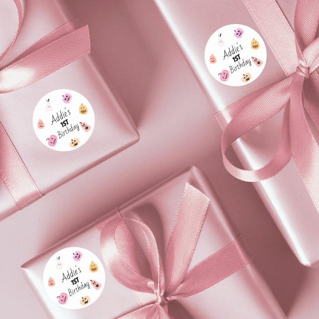 Pegatina Redonda Spooky One | Primer cumpleaños de Halloween | Cala (Subido por el creador)