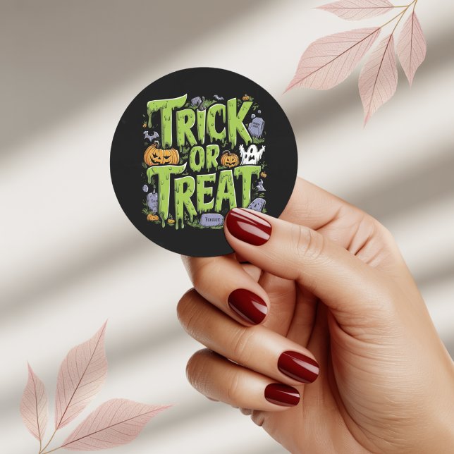 Pegatina Redonda Spooky Trick or Treat Slime Halloween Sticker (Subido por el creador)