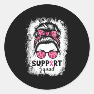 Pegatina Redonda Squad Messy Bun Guerrero Rosa Cáncer de Mama