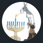 Pegatina Redonda tarjeta chanukah ( Hanukkah )<br><div class="desc">chanukah (Hanukkah) tarjeta schnauzer está iluminando la menorah</div>