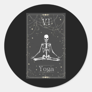 Pegatina Redonda Tarjeta de Tarot de Yoga de Esqueleto Halloween