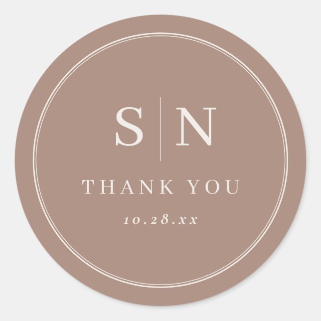 Pegatina Redonda Taupe Minimal and Chic | Wedding Initial (Anverso)
