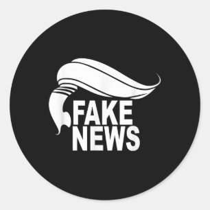 Pegatina Redonda Tee De Noticias Falsas _ Hablando De América _ Com