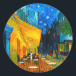 Pegatina Redonda Terraza Van Gogh Café de noche<br><div class="desc">Pegatinas con la pintura al óleo de Vincent van Gogh,  Café Terrace at Night (1888). Las estrellas amarillas pintan el cielo azul de la noche sobre un café al aire libre en Francia. Un regalo maravilloso para los aficionados al post-impresionismo y al arte holandés.</div>