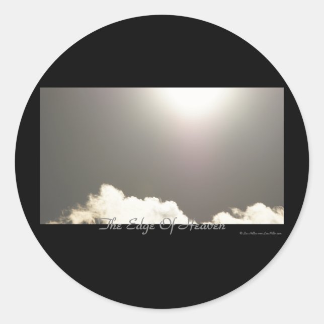 Pegatina Redonda The Edge Of Heaven Appartal, Gifts & Collectibles (Anverso)