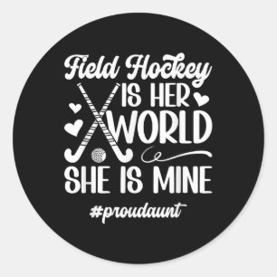 Pegatina Redonda Tía orgullosa de hockey sobre hierba de una placa