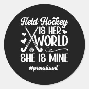 Pegatina Redonda Tía orgullosa de hockey sobre hierba de una placa
