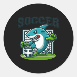 Pegatina Redonda Tiburón de fútbol jugando fútbol