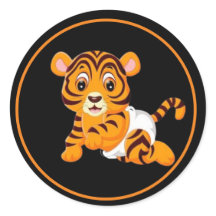 Tigre bebé con pañal