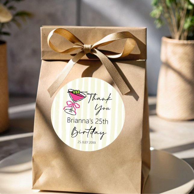 Pegatina Redonda Tini bit más viejo reloj de pulsera retro cumpleañ (Tini bit older handrawn retro birthday party personalized favor stickers party favors)