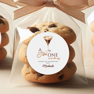 Pegatina Redonda Tini One On the Way Watercolor Martini Baby Shower