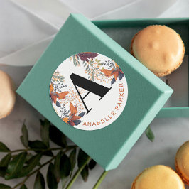 Pegatina Redonda Tipografía moderna El otoño deja nombre de monogra