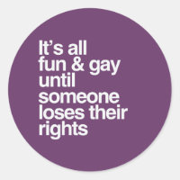 TODO ES DIVERSIÓN Y HOMOSEXUALIDAD HASTA - -.png