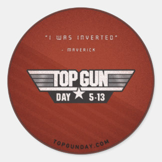 Pegatina Redonda Top Gun Day Sticker v2 - Me Invertieron